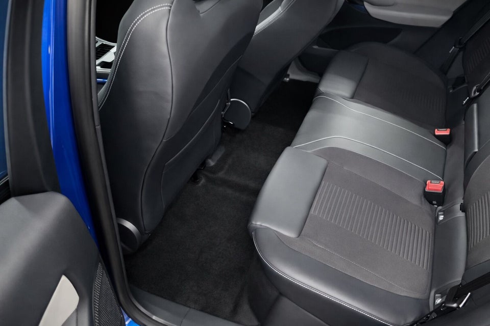 Ford Capri 79 Premium Extended Range AWD 5d