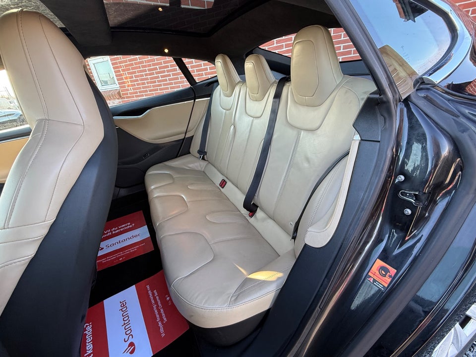 Tesla Model S P90D 5d