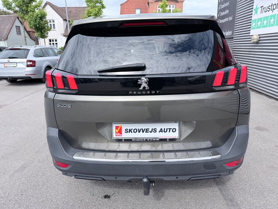 Peugeot 5008 1,5 BlueHDi 130 Allure EAT8 7prs 5d