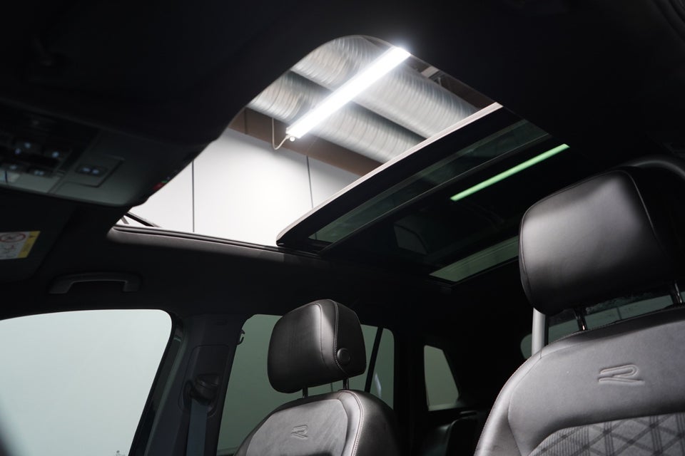 VW Tiguan 1,4 eHybrid R-line DSG Van 5d