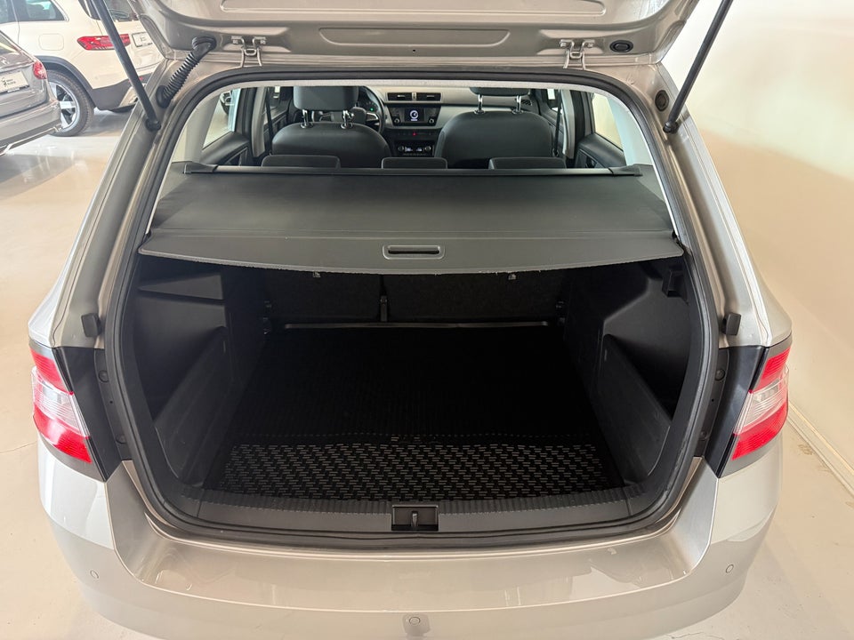 Skoda Fabia 1,0 TSi 110 Ambition Combi DSG 5d