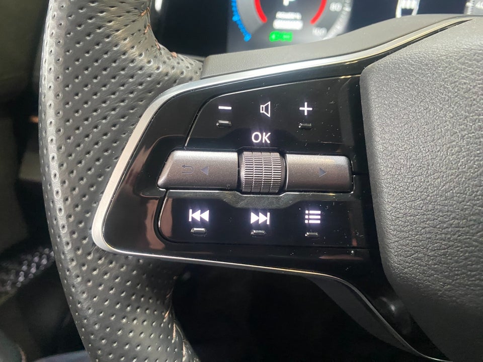 Nissan Ariya 87 Evolve 5d