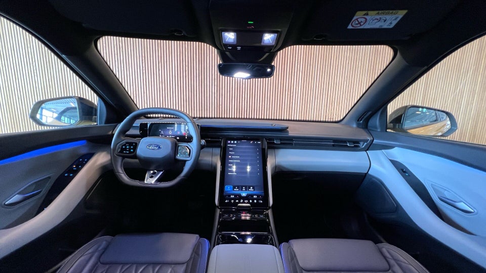 Ford Capri 77 Premium Extended Range 5d