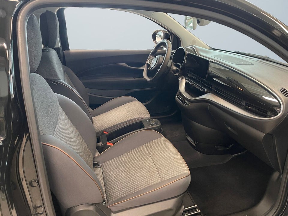 Fiat 500e 42 Icon 3d