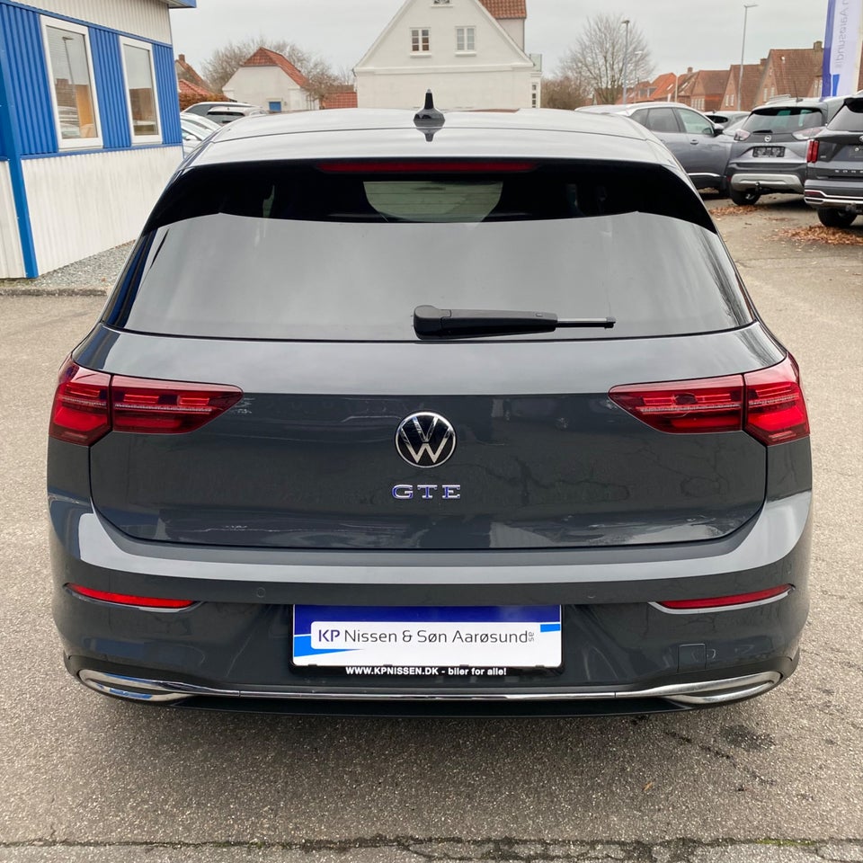 VW Golf VIII 1,4 GTE DSG 5d