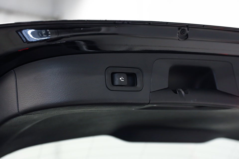 Mercedes EQA250+ Progressive 5d