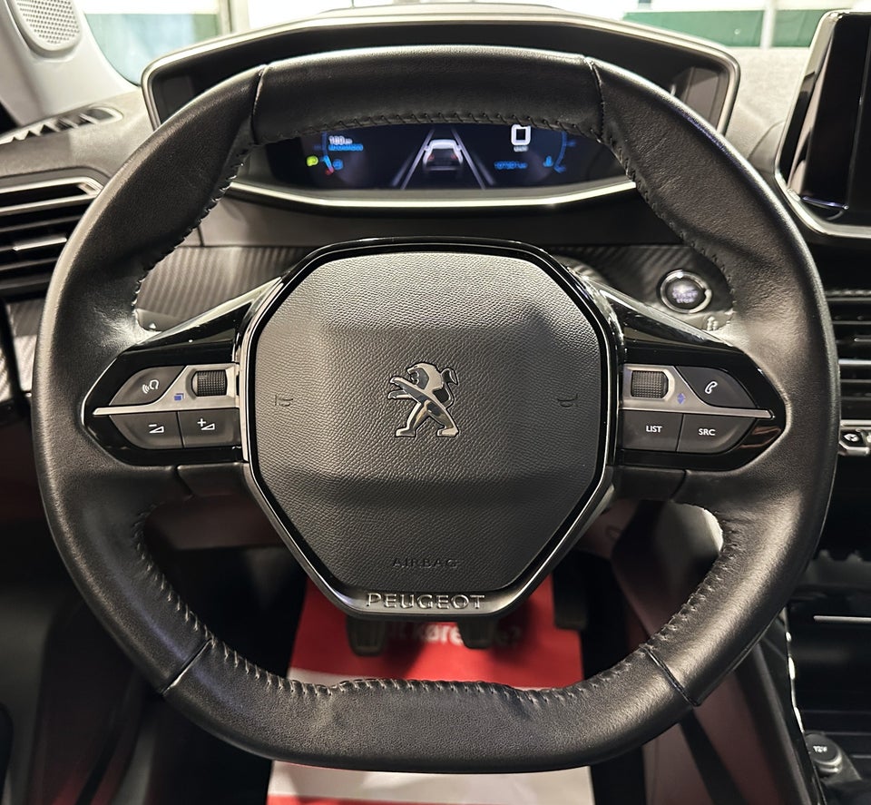 Peugeot 2008 1,5 BlueHDi 100 Allure 5d