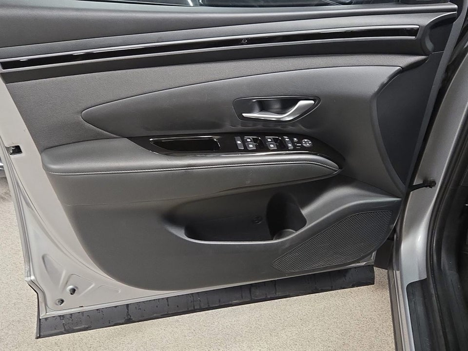 Hyundai Tucson 1,6 PHEV Essential aut. 4WD 5d