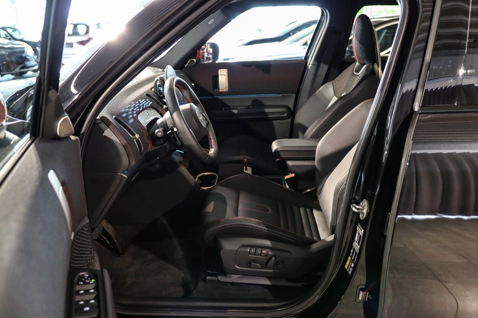MINI Countryman SE JCW Trim XL ALL4 5d