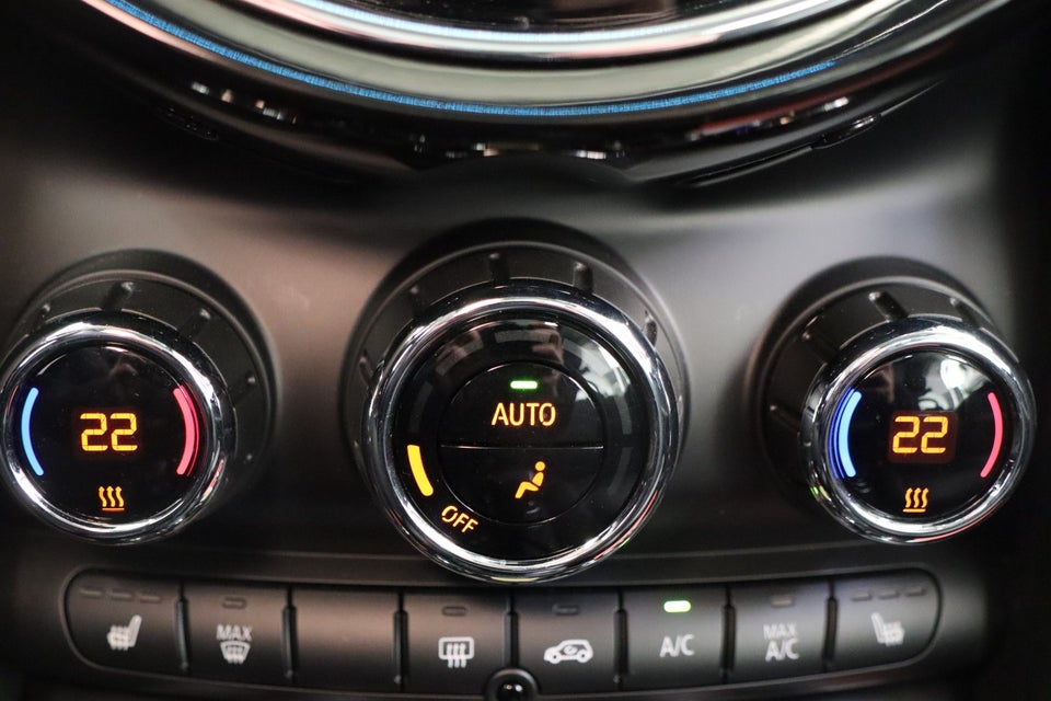 MINI Cooper SE Camden Edition 3d