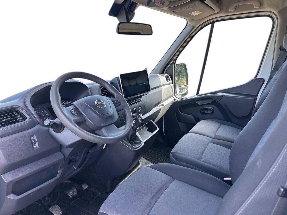 Nissan NV400 2,3 dCi 135 L2H2 Kassevogn