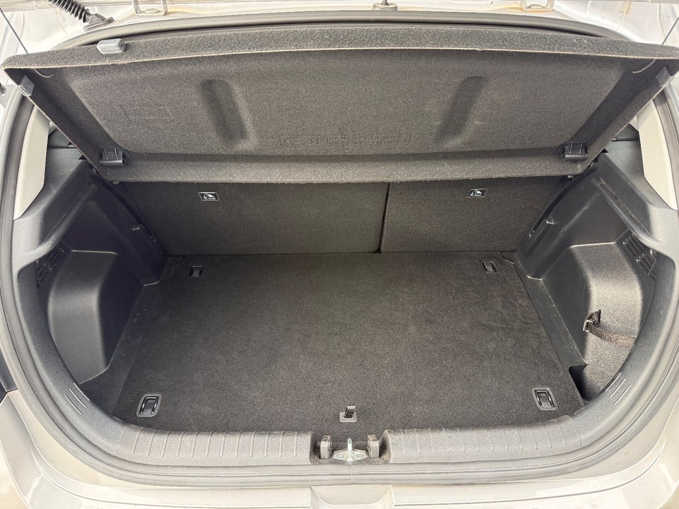 Hyundai i20 1,2 MPi Essential 5d