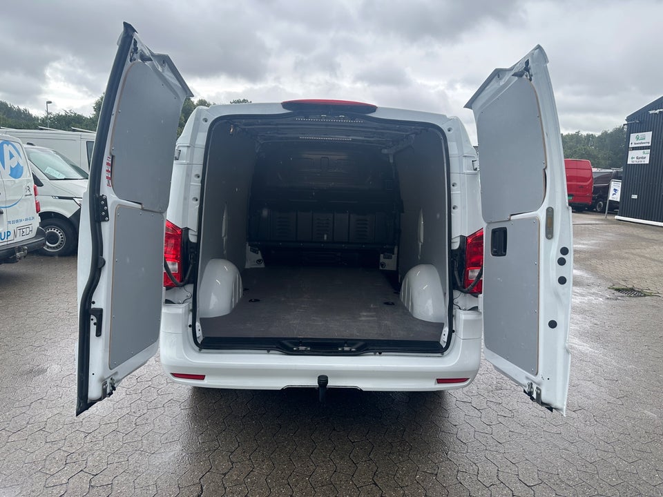 Mercedes Vito 114 2,0 CDi A2 Kassevogn SELECT aut. RWD
