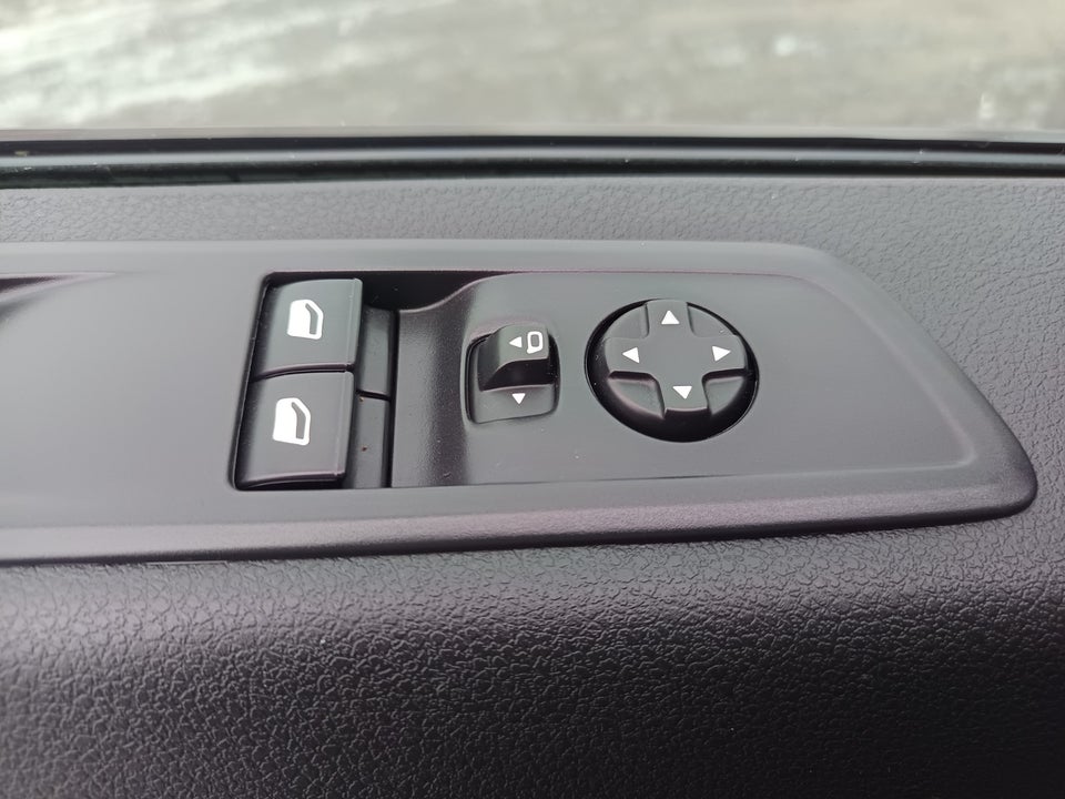 Peugeot Expert 2,0 BlueHDi 122 L2 Sport EAT8 Van