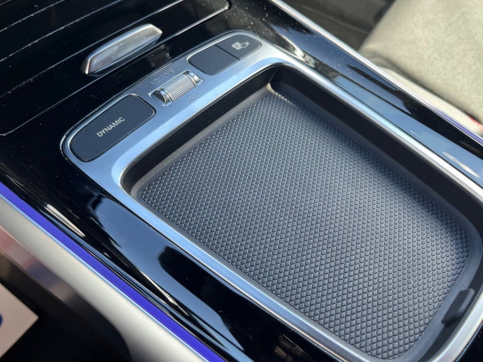 Mercedes EQB300 AMG Line 4Matic 5d