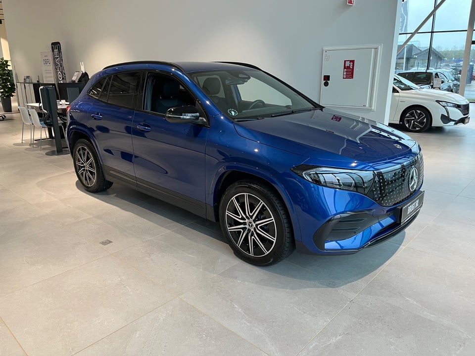 Mercedes EQA250 AMG Line 5d