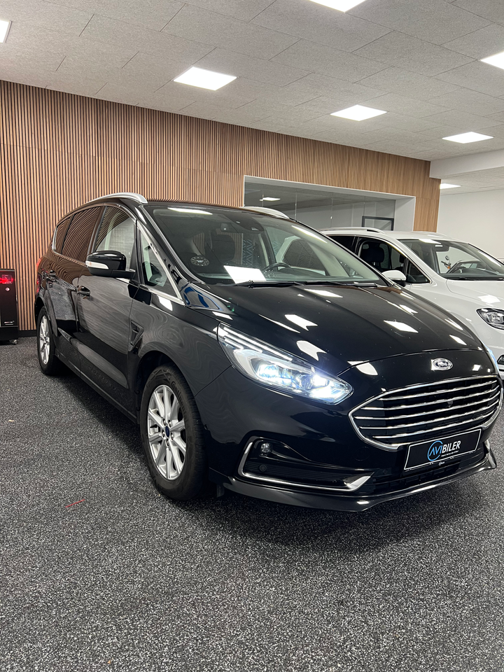 Ford S-MAX 2,0 EcoBlue Titanium aut. 5d