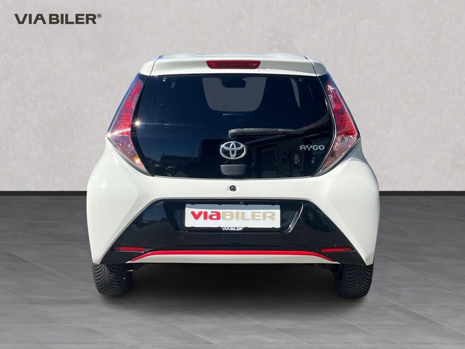 Toyota Aygo 1,0 VVT-i x-pression 5d