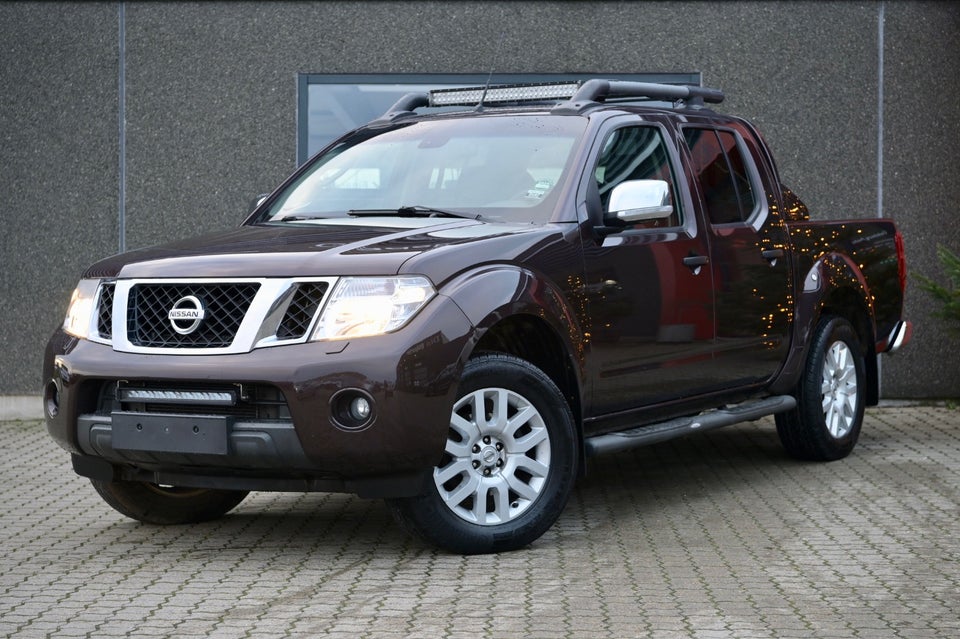 Nissan Navara 3,0 dCi 231 Db.Kab LE aut. 4d