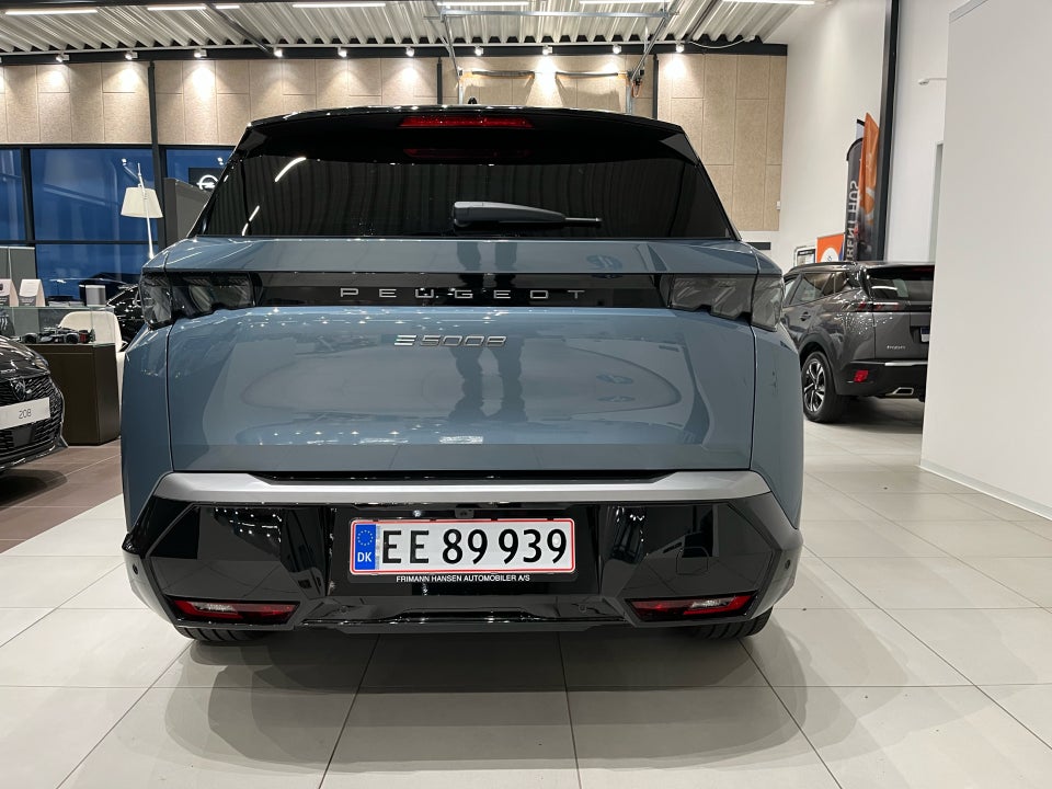 Peugeot e-5008 77 GT Pack 7prs 5d