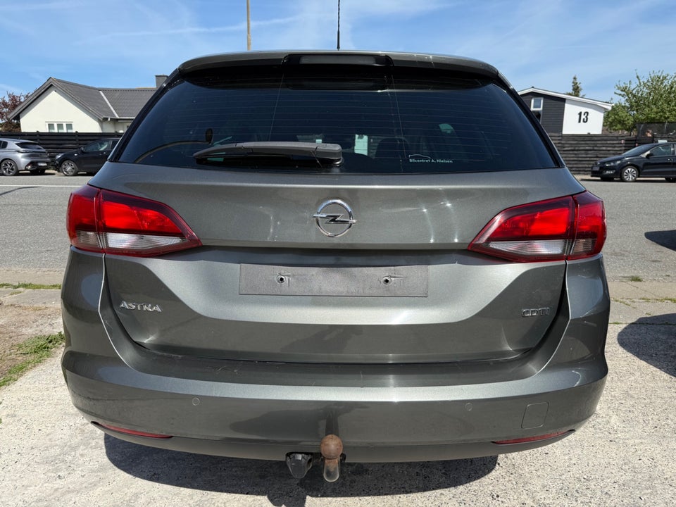 Opel Astra 1,6 CDTi 136 Enjoy Sports Tourer 5d