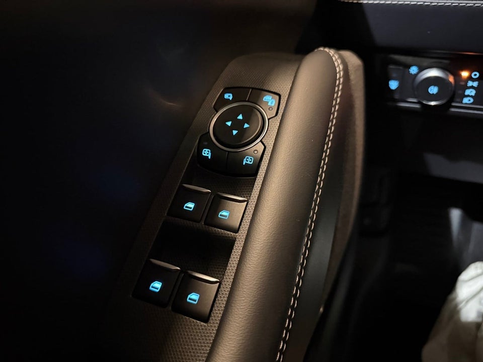 Ford Mustang Mach-E 68 Standard Range 5d