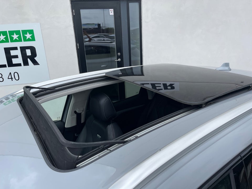 MG Marvel R Luxury 5d