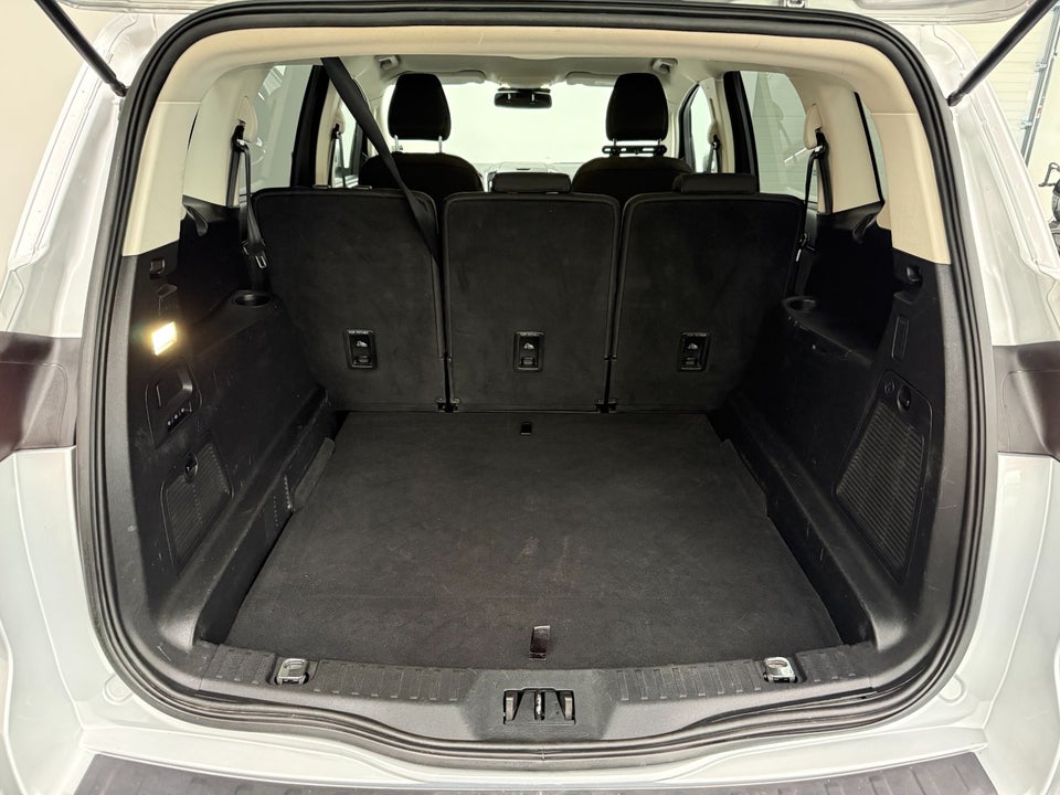 Ford S-MAX 1,5 SCTi 160 Titanium 5d