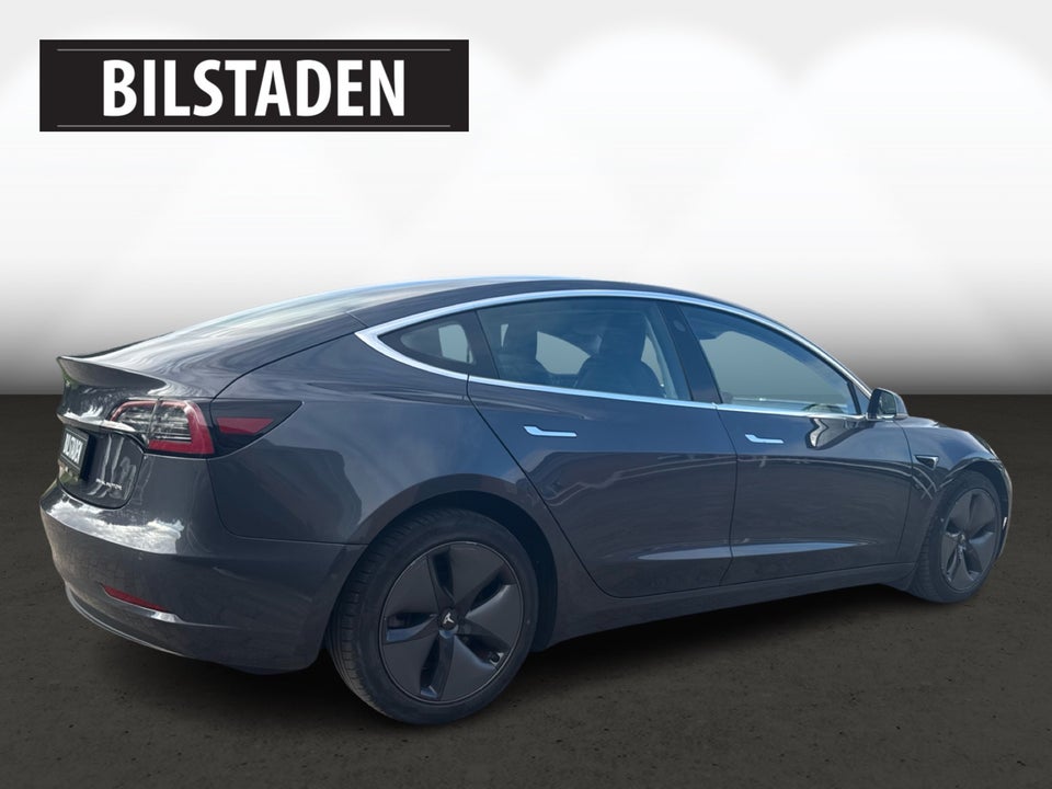 Tesla Model 3 Long Range AWD 4d