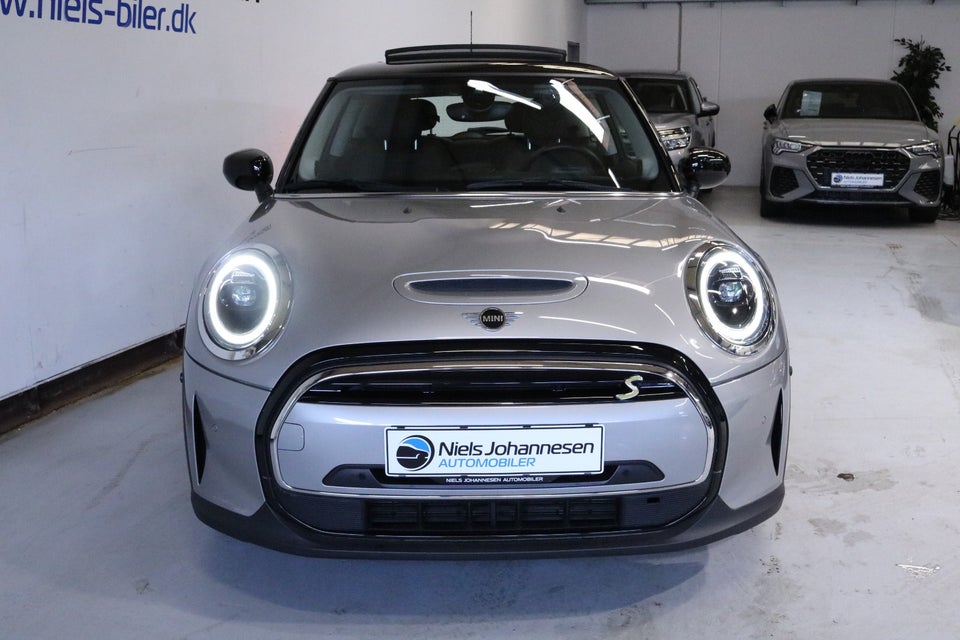 MINI Cooper SE Edition Premium Plus 3d