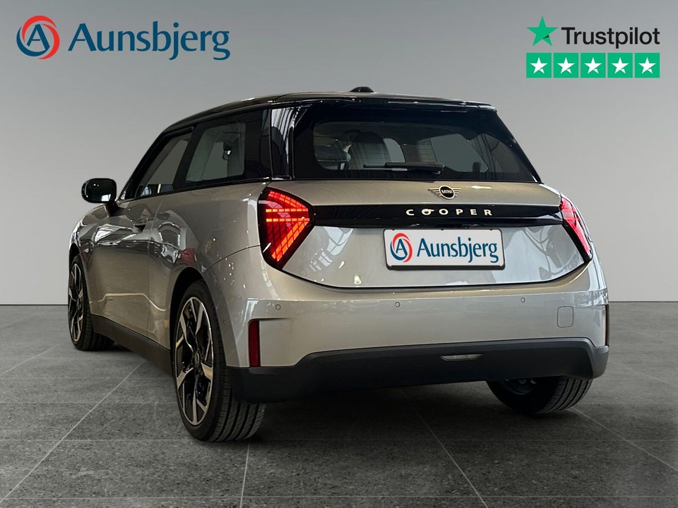 MINI Cooper E Classic Trim S 3d