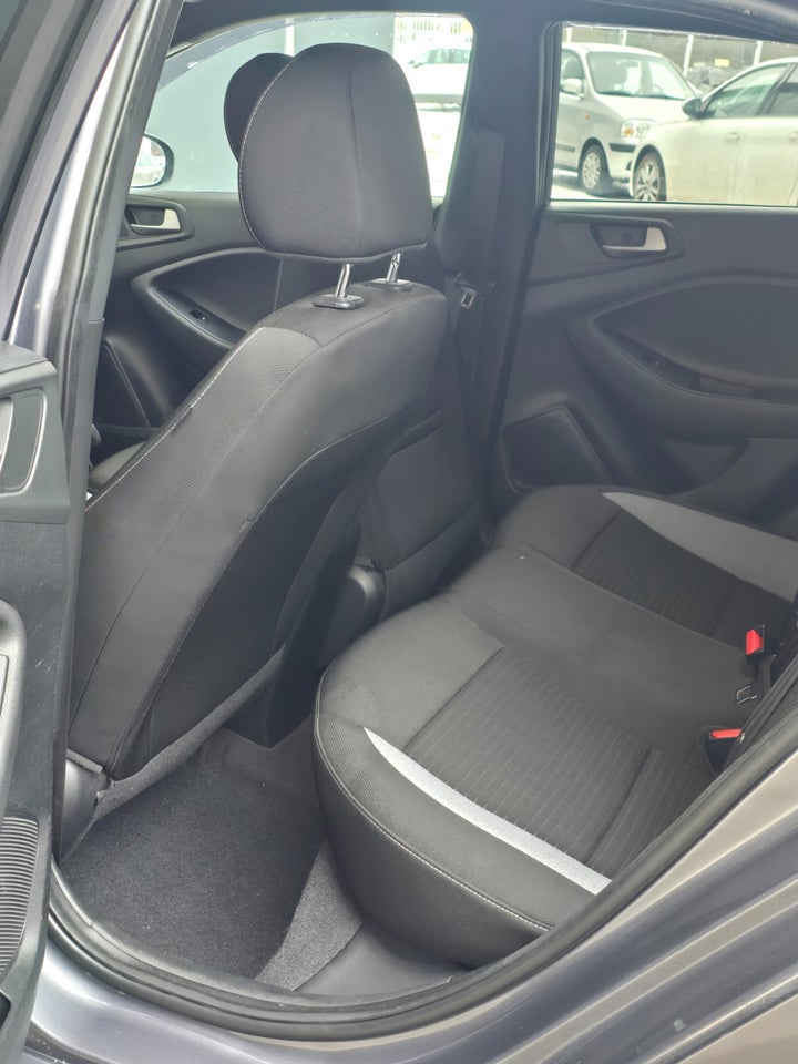 Hyundai i20 1,25 Premium 5d