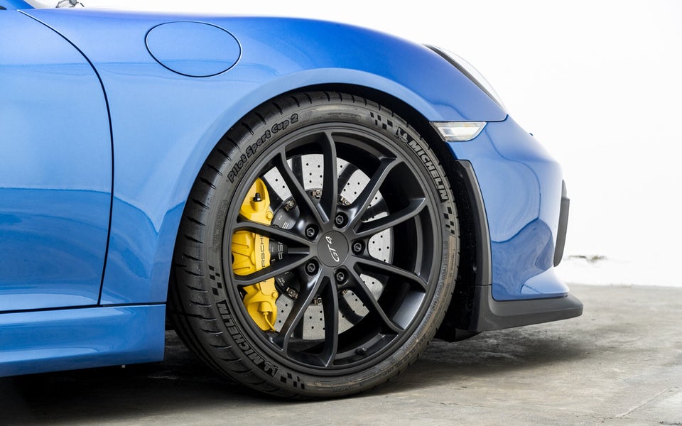 Porsche Cayman GT4 3,8  2d