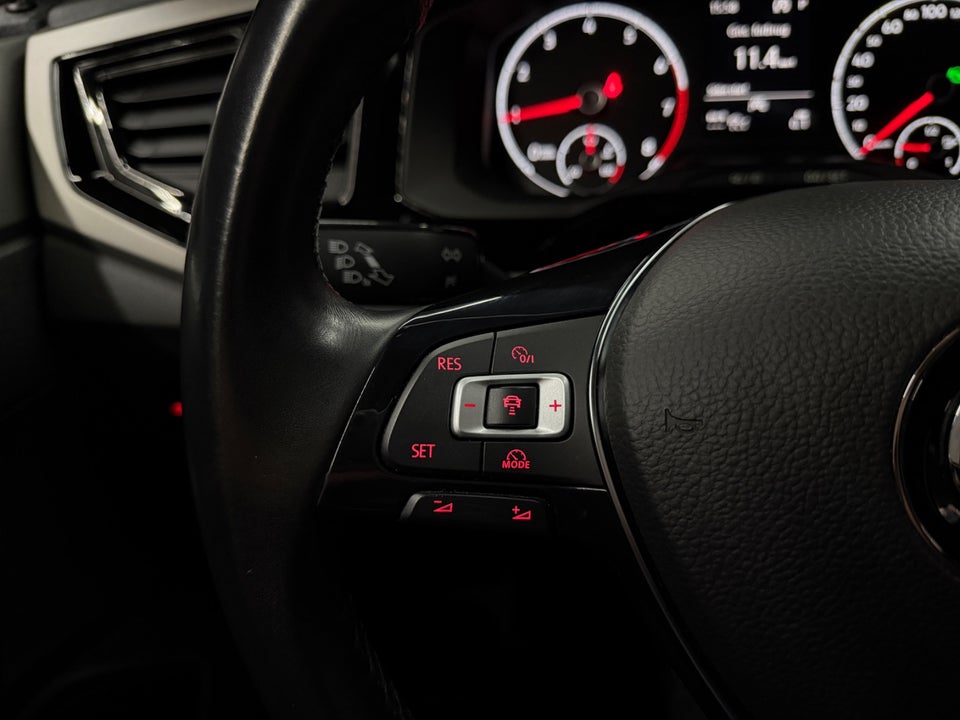 VW Polo 1,0 TSi 95 Comfortline Connect DSG 5d