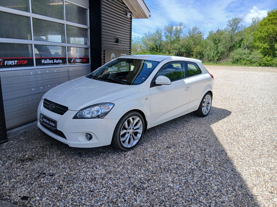 Kia Ceed 1,6 CRDi Sport 5d