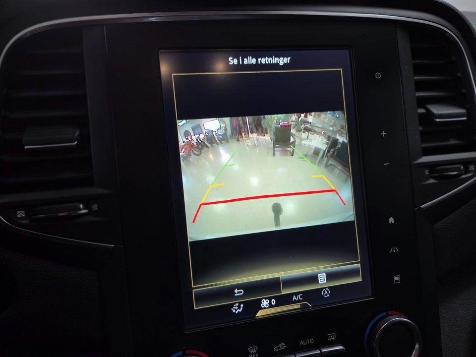 Renault Megane IV 1,3 TCe 140 Bose Edition Sport Tourer EDC 5d