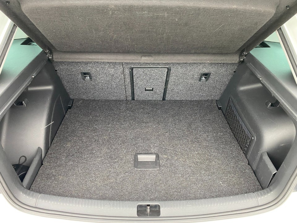 Skoda Rapid 1,6 TDi 105 Ambition Spaceback 5d