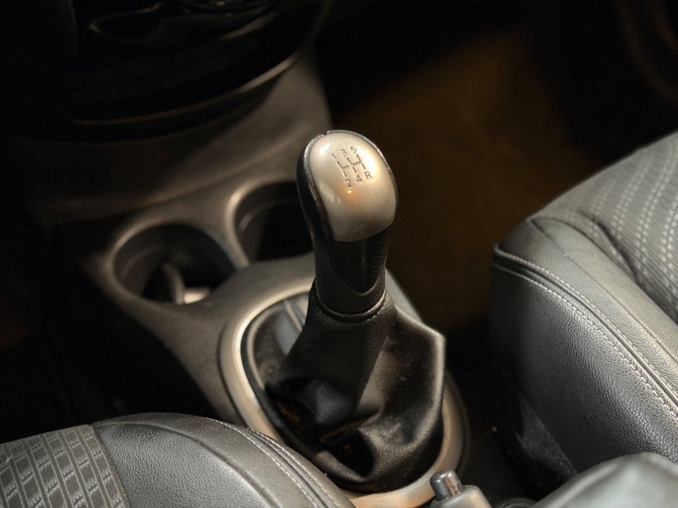 Nissan Note 1,5 dCi 90 Tekna 5d