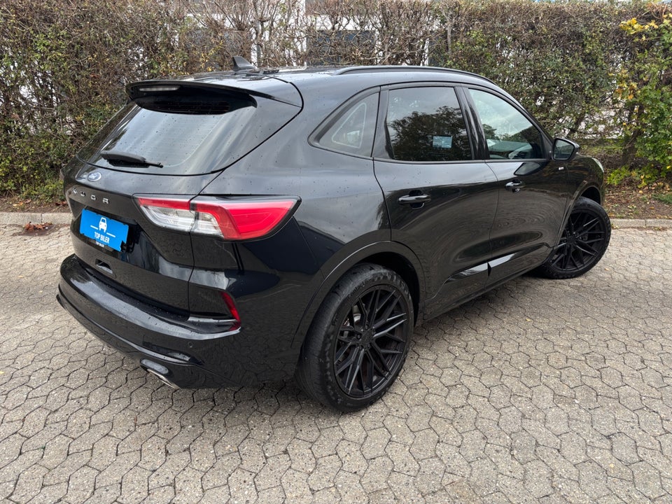Ford Kuga 2,5 PHEV ST-Line CVT 5d