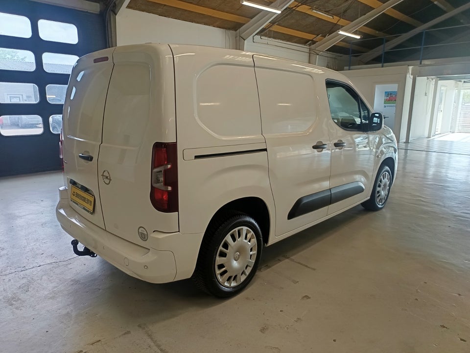 Opel Combo 1,2 T 110 Enjoy L1V1