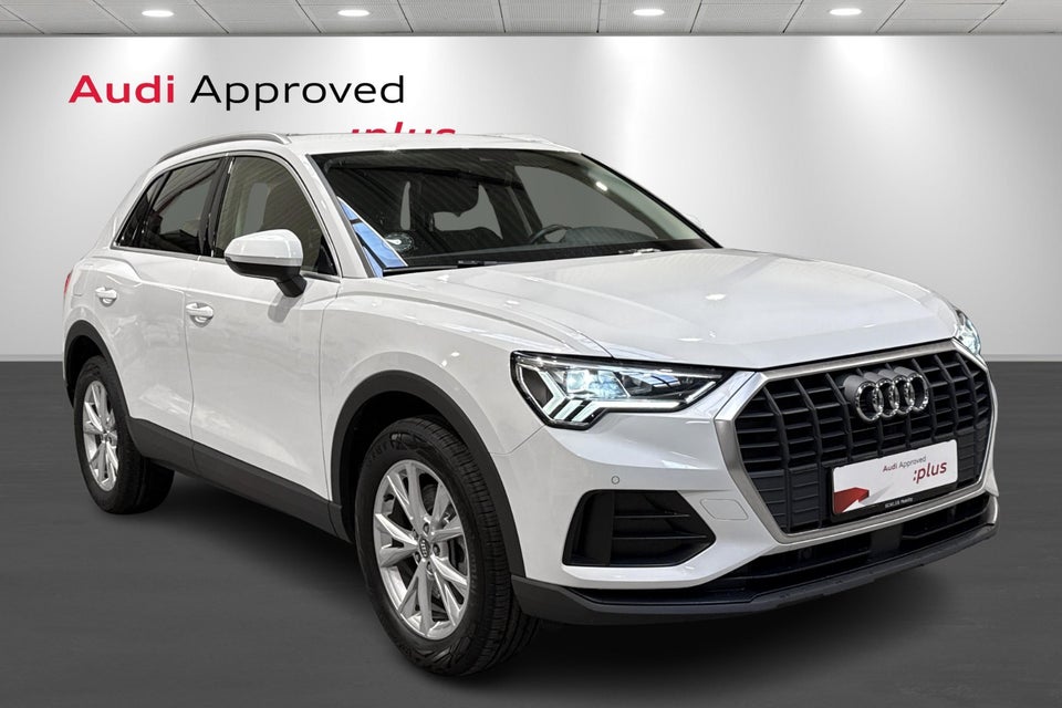 Audi Q3 45 TFSi e Attitude plus S-tr. 5d