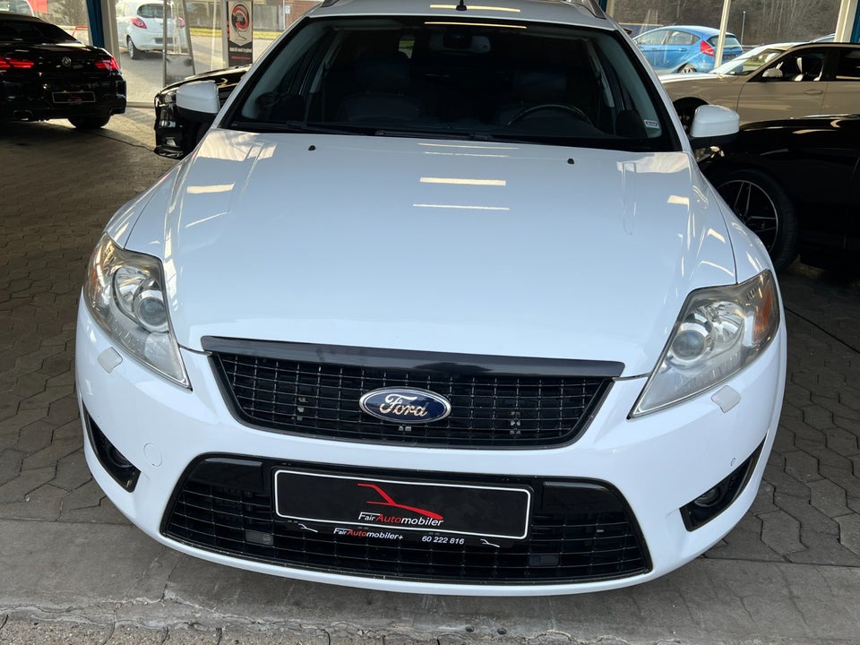 Ford Mondeo 2,5 20V Turbo Titanium stc. 5d