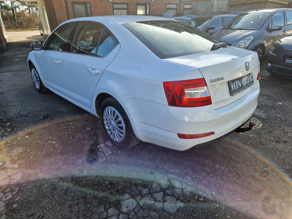 Skoda Octavia 1,4 TSi 140 Elegance DSG 5d