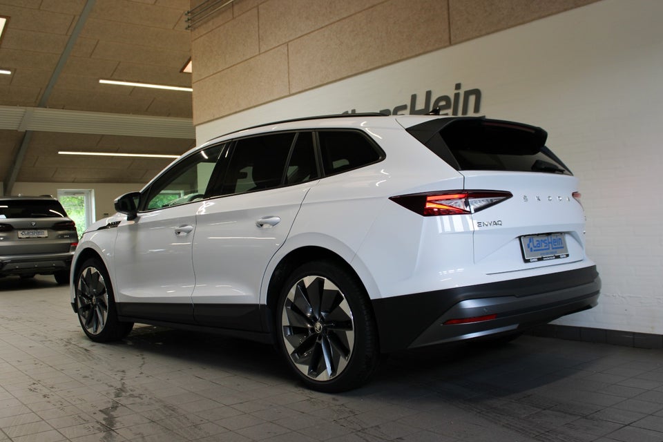 Skoda Enyaq 60 iV Loft 5d
