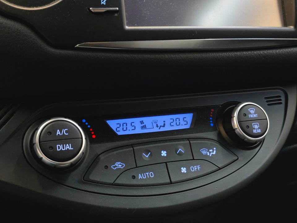 Toyota Yaris 1,5 Hybrid H3 Smart e-CVT 5d