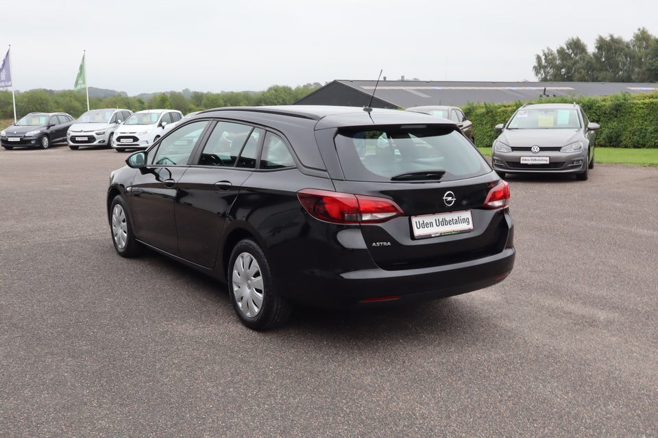 Opel Astra 1,2 T 110 Elegance Sports Tourer 5d