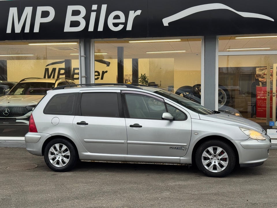 Peugeot 307 1,6 XR stc. 5d