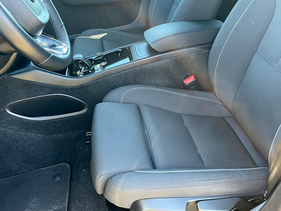 Volvo XC40 ReCharge Core 5d