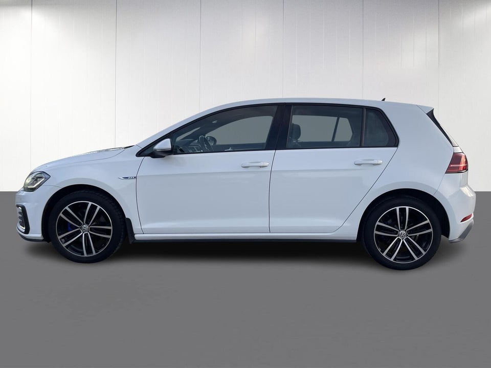 VW Golf VII 1,4 GTE DSG 5d