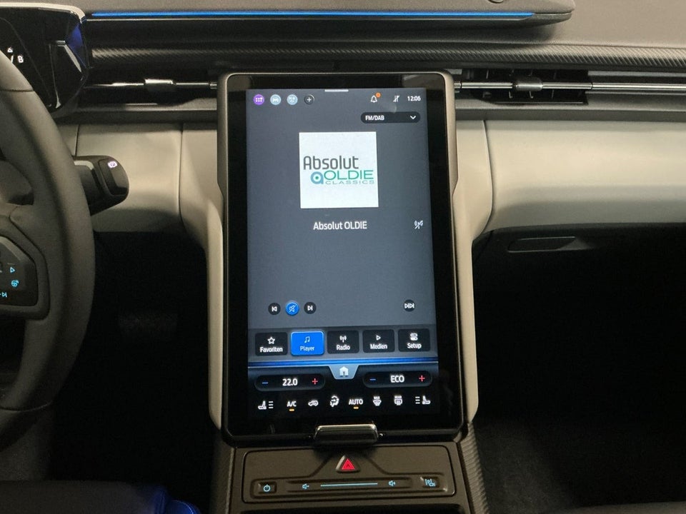 Ford Explorer 77 Premium Extended Range 5d